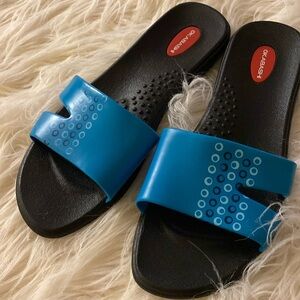 OKABASHI slip on sandals
